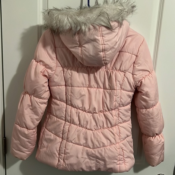Girls winter coat with hood, size L/14-16. Used but in like new condition. - Picture 4 of 5